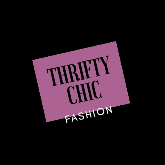 Meet your Posher, Jennifer - Picture 3 of 3